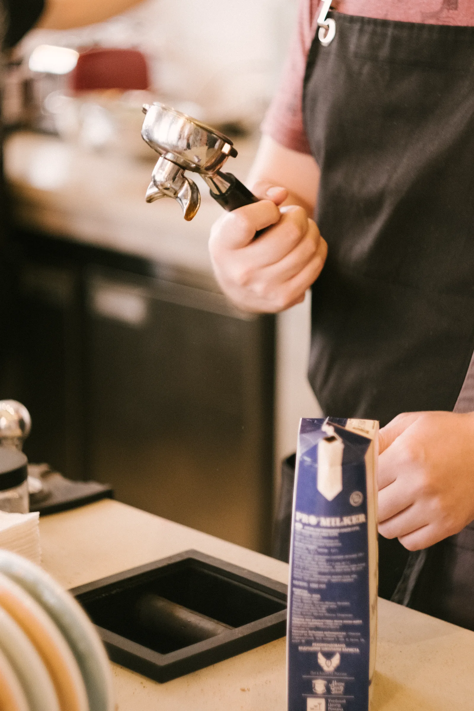 Espresso machine pulling shot in specialty coffee shop